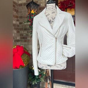 💫🤍Love Token Zip Front Moto Style Jacket white  Faux Leather Size S🤍💫